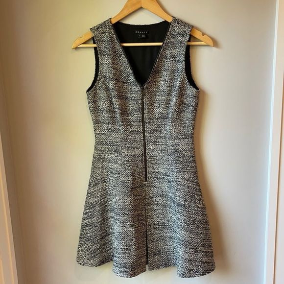 EUC Theory Bonbi Zip Front Wool Blend Dress Size 0 - Picture 2 of 11